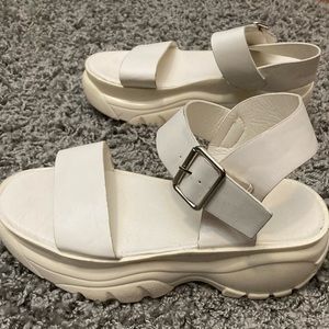 ASOS Truffle Collection White Chunky Platform Sandals - Women’s 8